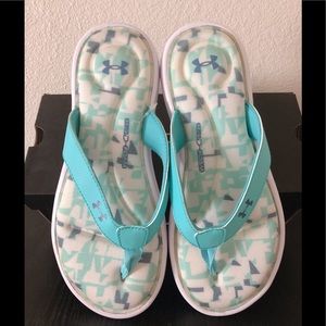 NIB Under Armour Flip Flops Sz 6 LightBlue MSRP$35